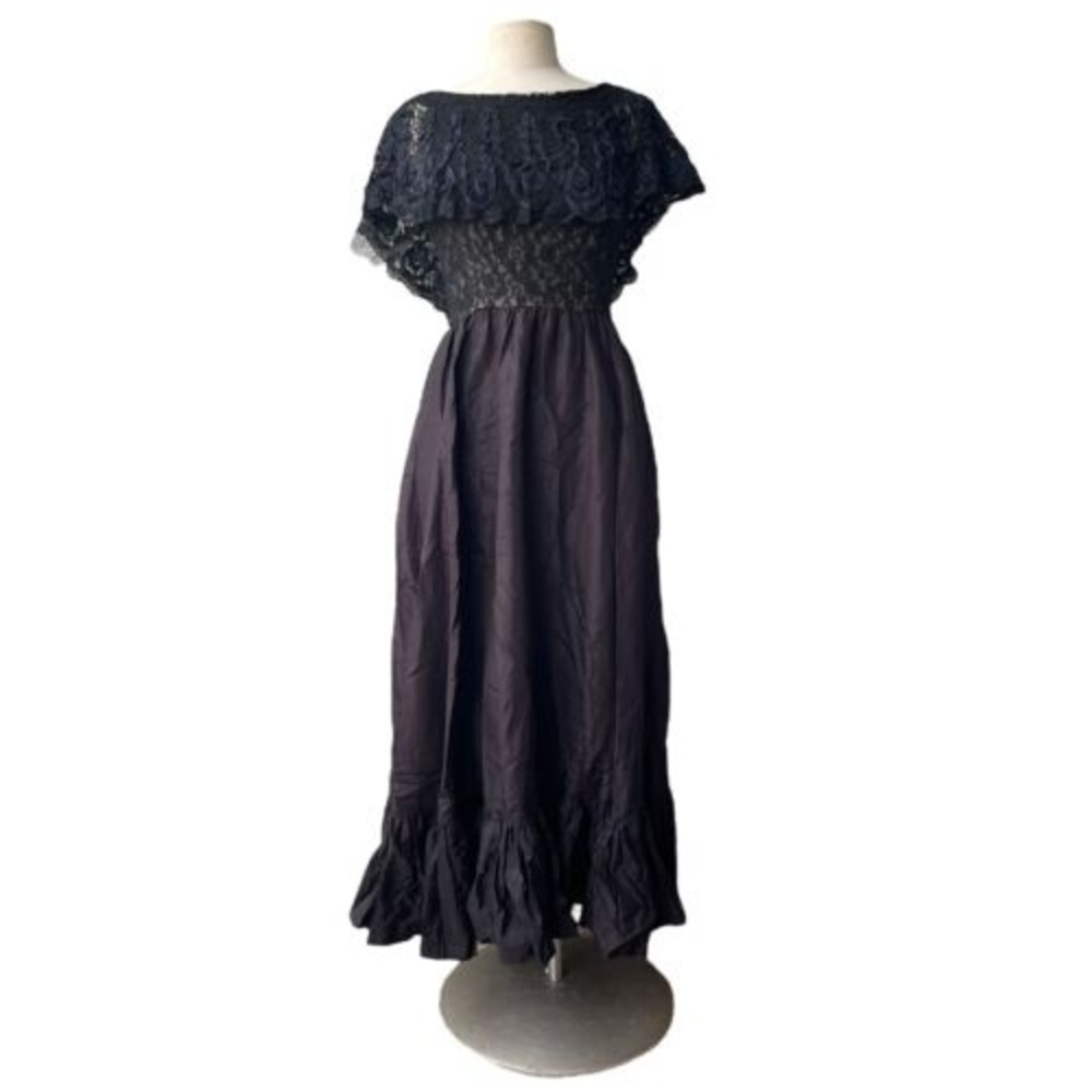 Vintage VICTOR COSTA Whimsigoth Dress Lace Tulle Tiered Women’s Size 10 Black